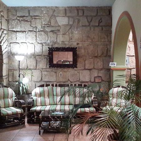 Hostal Casa Dona Mercedes Quetzaltenango Exterior photo