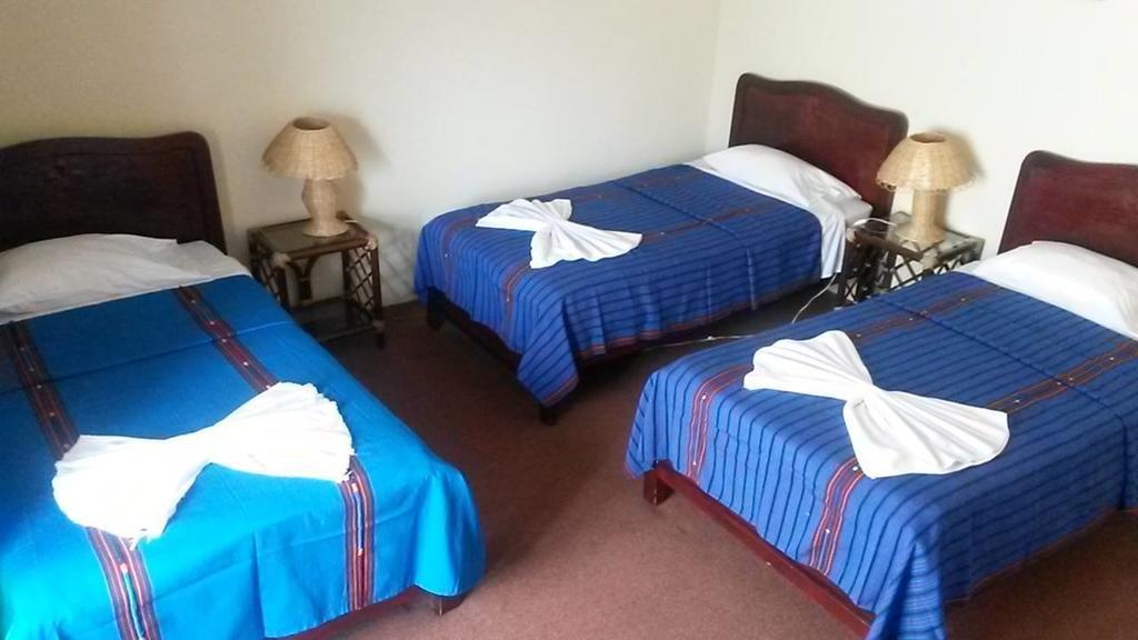 Hostal Casa Dona Mercedes Quetzaltenango Exterior photo