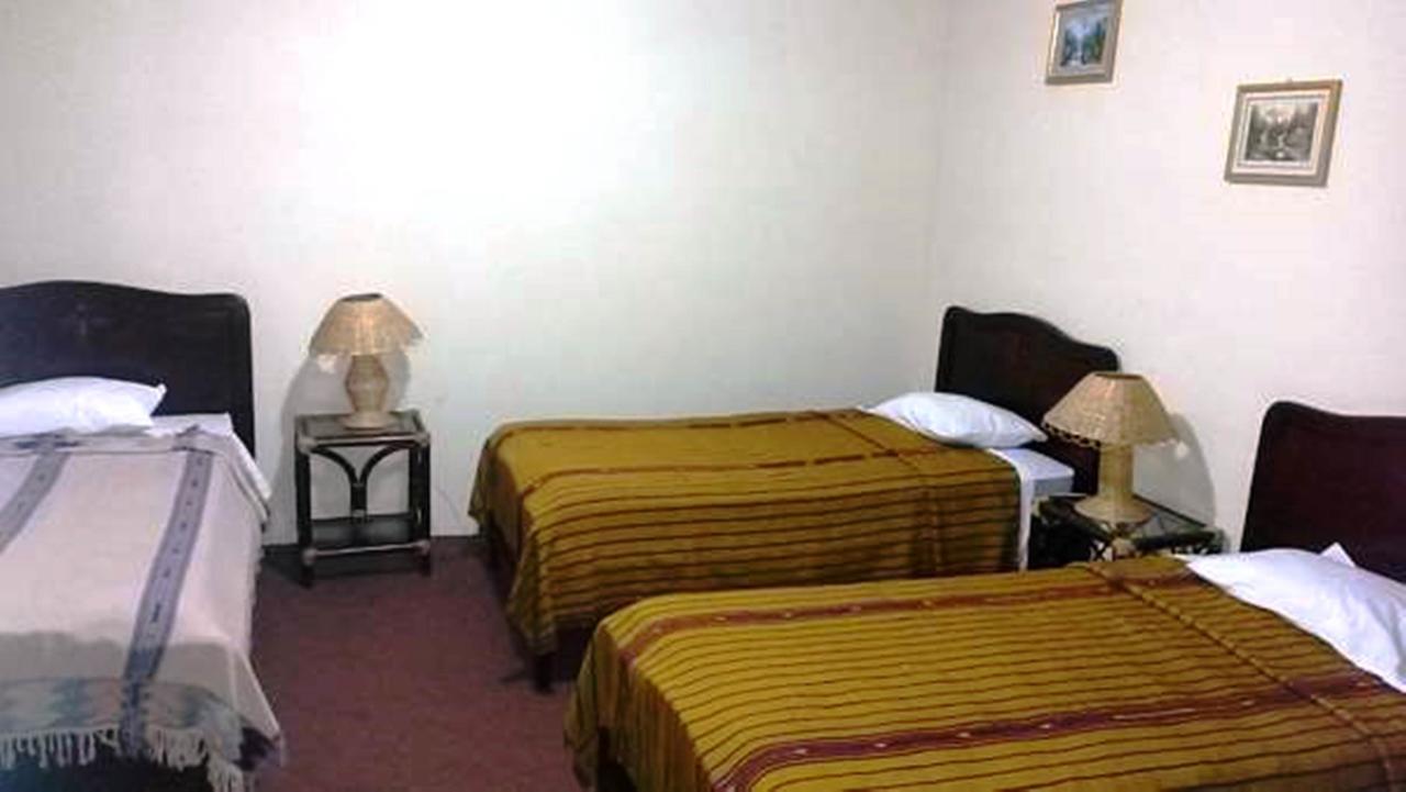 Hostal Casa Dona Mercedes Quetzaltenango Room photo